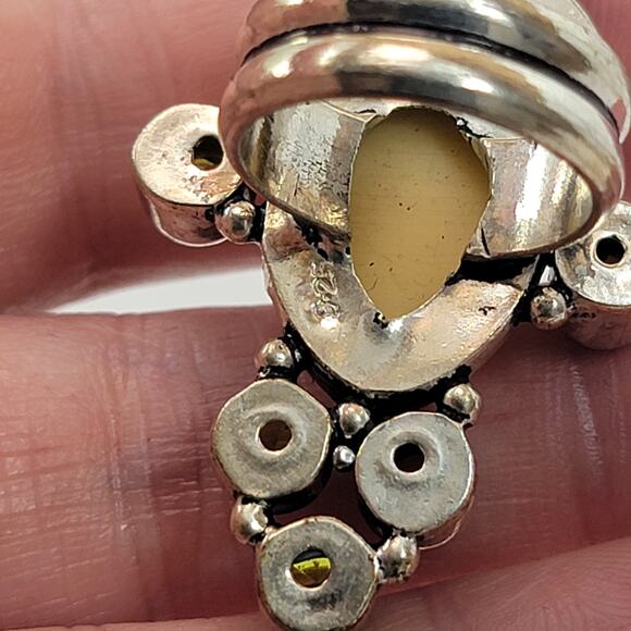 Vintage Carved Face Ring with Peridot Accents,  Silver Jewelry - Picture 6 of 10